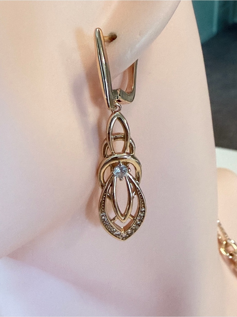 Rose Gold Long Drop Earrings With Clear Stones. - Picture 4 of 8